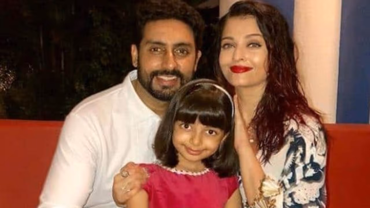 করোনা মুক্ত হয়ে বাড়িতে ঐশ্বর্য, ভক্তদের উদ্দেশ্যে কী জানালেন বলিউড ডিভা করোনা মুক্ত হয়ে বাড়িতে ঐশ্বর্য, ভক্তদের উদ্দেশ্যে কী জানালেন বলিউড ডিভা