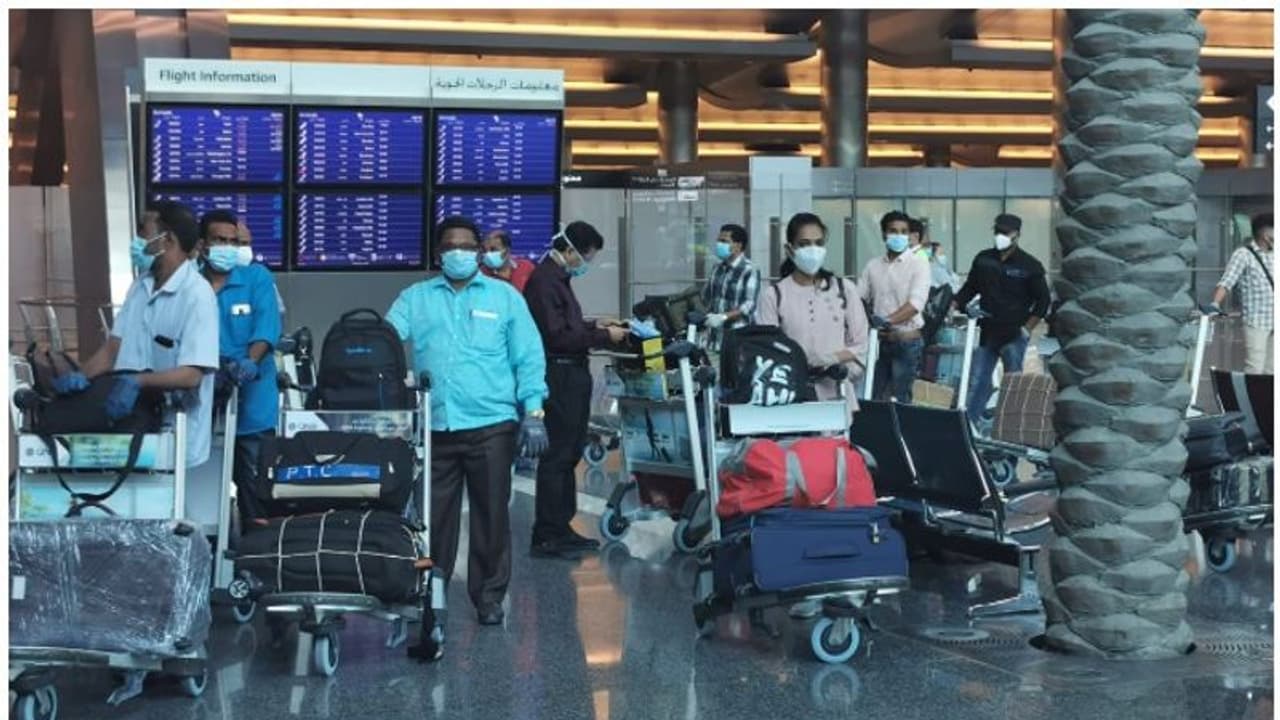 വന്ദേ ഭാരത്: ഖത്തറില് നിന്ന് നാട്ടിലെത്തിയത് 11,000ത്തിലധികം പേര് വന്ദേ ഭാരത്: ഖത്തറില് നിന്ന് നാട്ടിലെത്തിയത് 11,000ത്തിലധികം പേര്