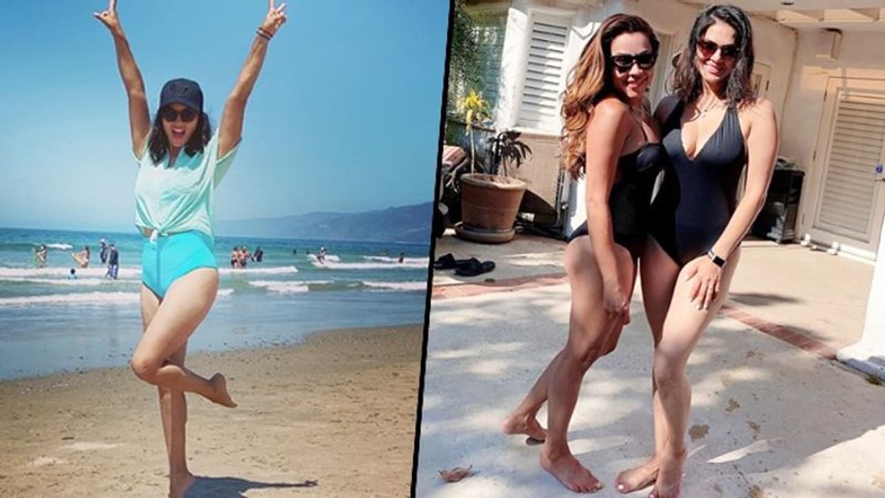 Sunny Leone teaches fans how to do ‘social distancing at the beach’ (Photos) Sunny Leone teaches fans how to do ‘social distancing at the beach’ (Photos)