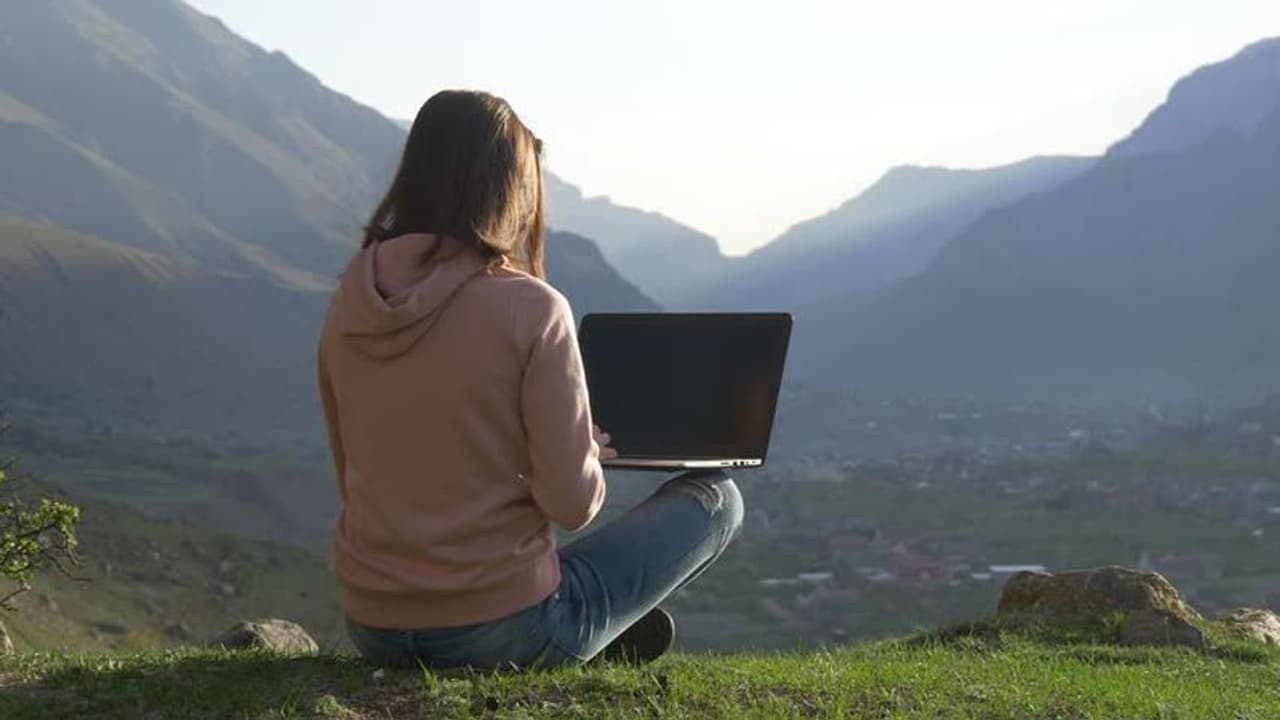 ఇది వర్క్ ఫ్రమ్ ట్రాఫిక్.. బైక్ పై కూర్చొని..! ఇది వర్క్ ఫ్రమ్ ట్రాఫిక్.. బైక్ పై కూర్చొని..!