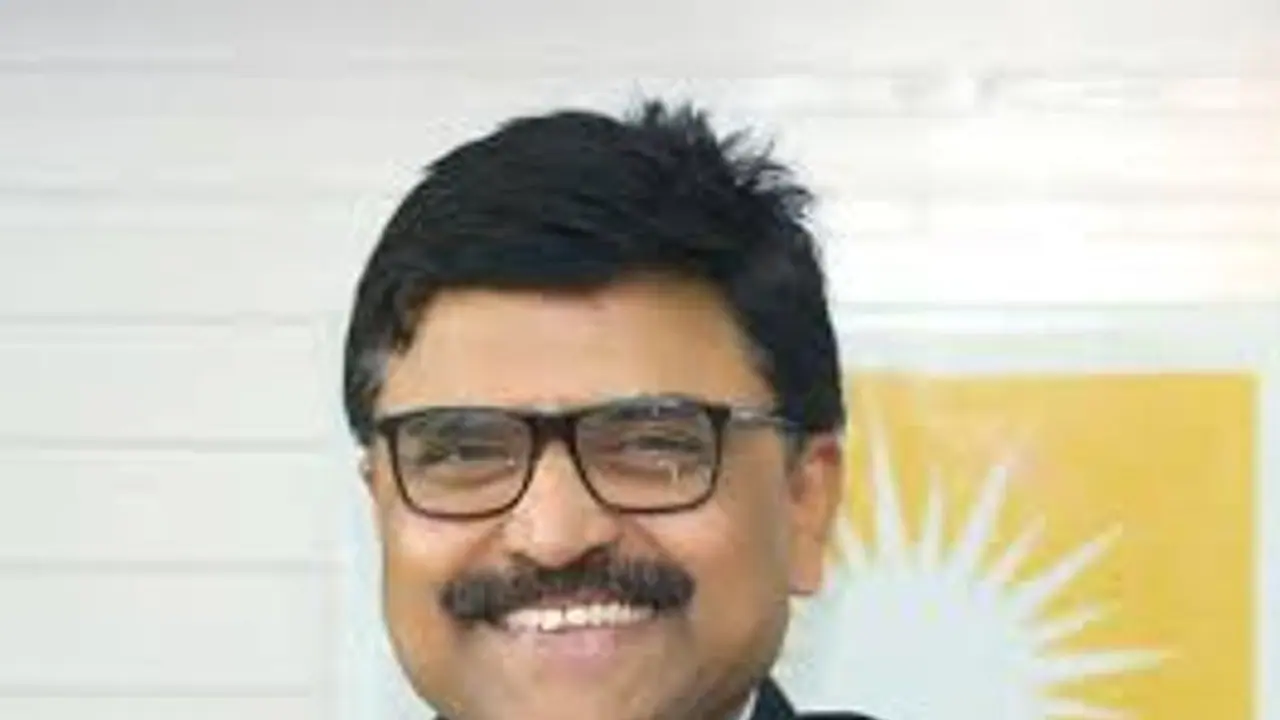 స్కిల్ డెవలప్మెంట్ కేసు: పీవీ రమేష్ ఇంటికి సీఐడీ పోలీసులు స్కిల్ డెవలప్మెంట్ కేసు: పీవీ రమేష్ ఇంటికి సీఐడీ పోలీసులు