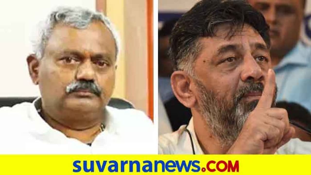 'ಸಿದ್ದರಾಮಯ್ಯ, ಡಿಕೆಶಿ ನಡುವೆ ಹೊಂದಾಣಿಕೆ ಇದ್ಯಾ..?' ಕೆಪಿಸಿಸಿ ಅಧ್ಯಕ್ಷರಿಗೆ ಟಾಂಗ್ 'ಸಿದ್ದರಾಮಯ್ಯ, ಡಿಕೆಶಿ ನಡುವೆ ಹೊಂದಾಣಿಕೆ ಇದ್ಯಾ..?' ಕೆಪಿಸಿಸಿ ಅಧ್ಯಕ್ಷರಿಗೆ ಟಾಂಗ್