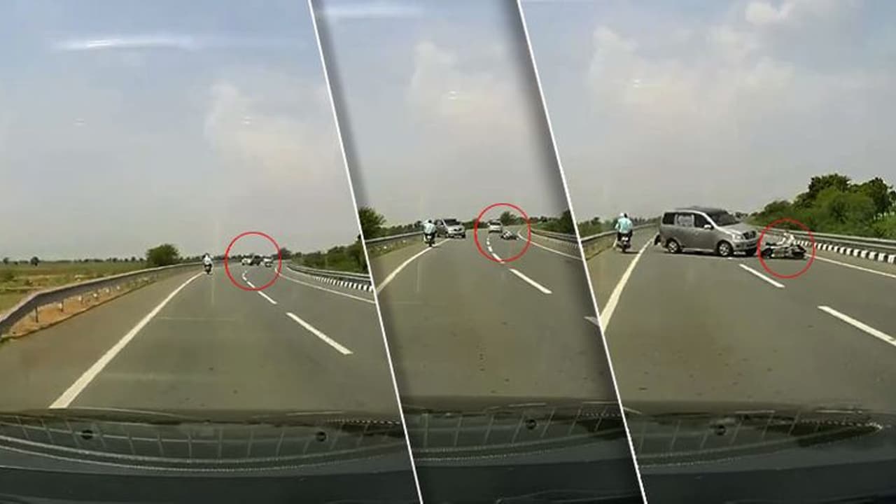 റോഡില് വട്ടംകറങ്ങിയ കാര് സ്കൂട്ടറില് പാഞ്ഞുകയറി, ഞെട്ടിക്കും വീഡിയോ! റോഡില് വട്ടംകറങ്ങിയ കാര് സ്കൂട്ടറില് പാഞ്ഞുകയറി, ഞെട്ടിക്കും വീഡിയോ!