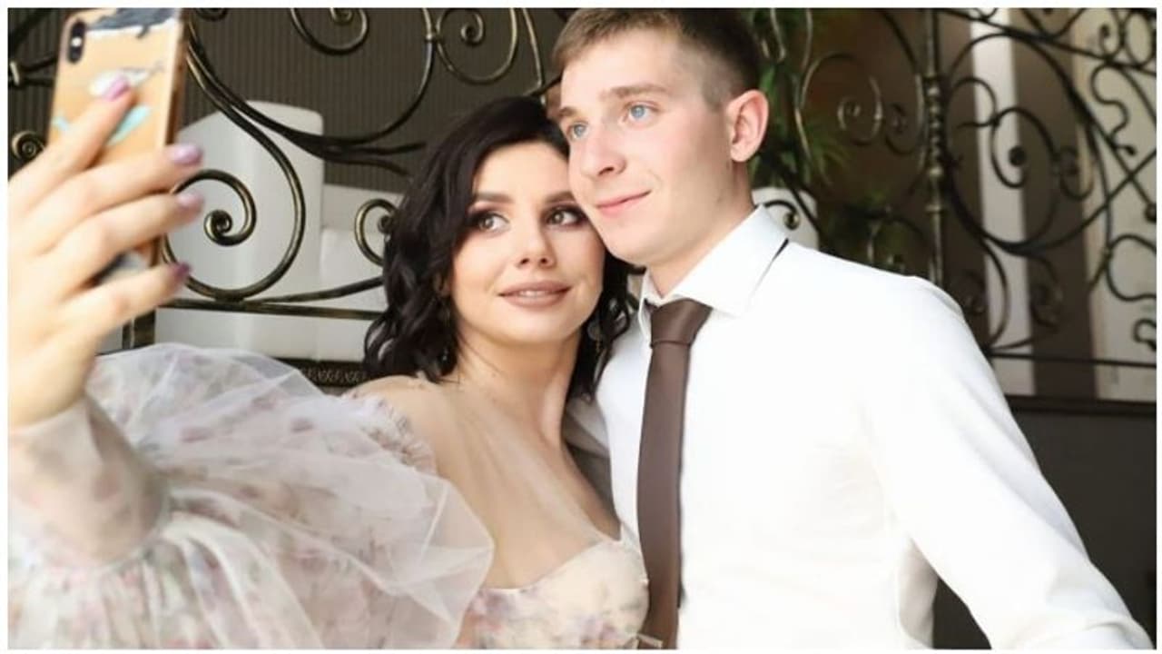 20 வயது மகனால் கர்ப்பிணியான 35 வயது தாய்... திருமணம் செய்து கொள்ள இப்படியொரு காரணமா..? 20 வயது மகனால் கர்ப்பிணியான 35 வயது தாய்... திருமணம் செய்து கொள்ள இப்படியொரு காரணமா..?