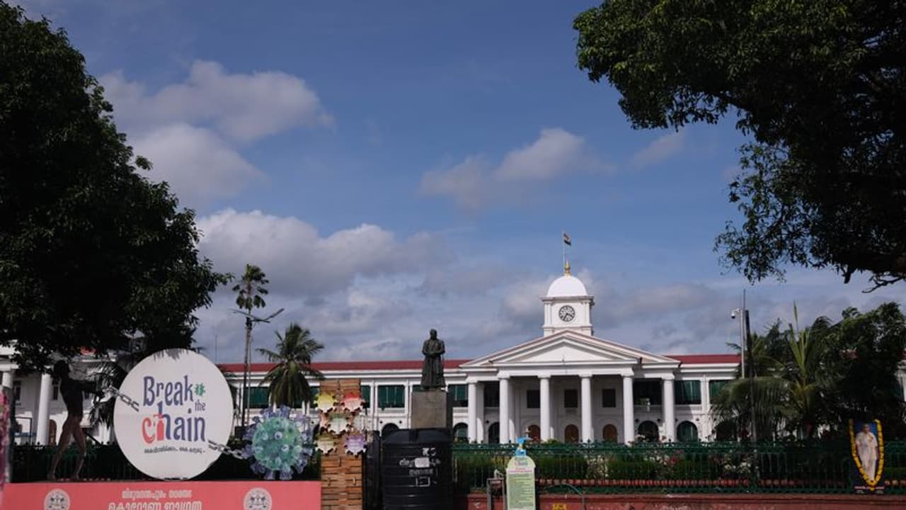 കൊവിഡ് പിടിയിൽ തിരുവനന്തപുരം; ഇന്ന് 175 കേസുകൾ, 164 സമ്പർക്കരോഗികൾ കൊവിഡ് പിടിയിൽ തിരുവനന്തപുരം; ഇന്ന് 175 കേസുകൾ, 164 സമ്പർക്കരോഗികൾ