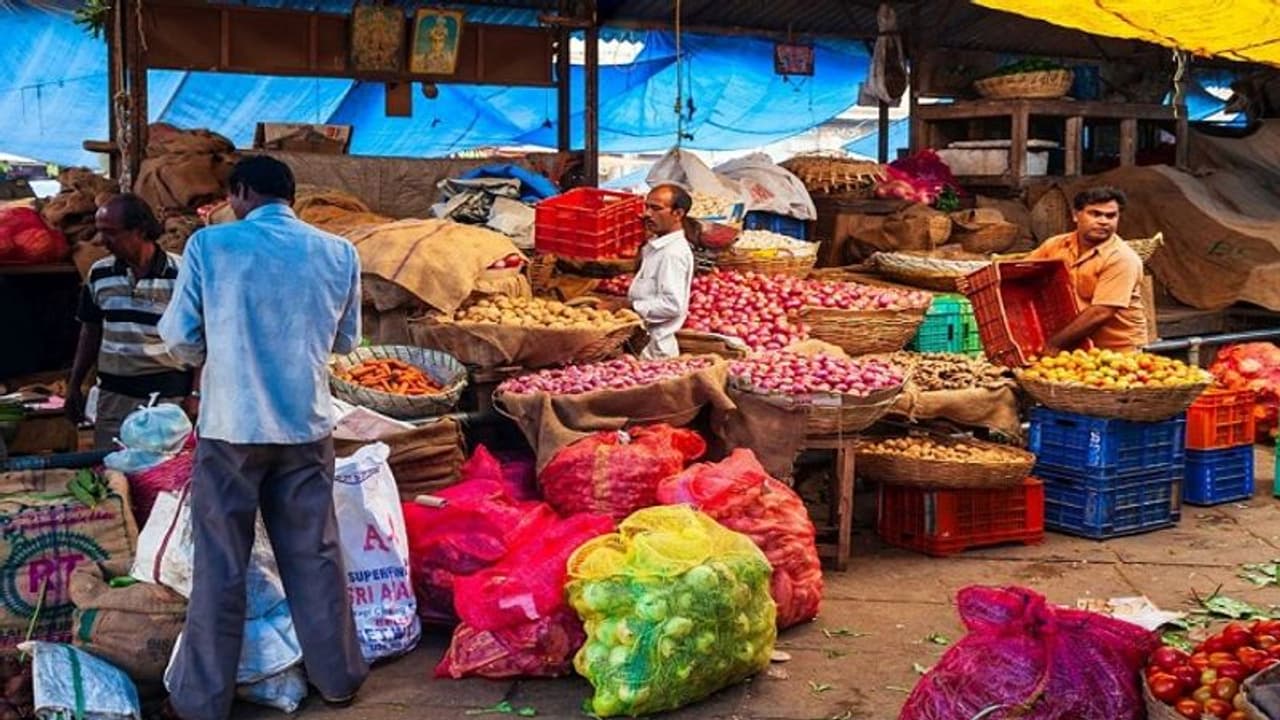 కరోనా ఉధృతి: నేటి నుండి బీహార్లో లాక్డౌన్ కరోనా ఉధృతి: నేటి నుండి బీహార్లో లాక్డౌన్