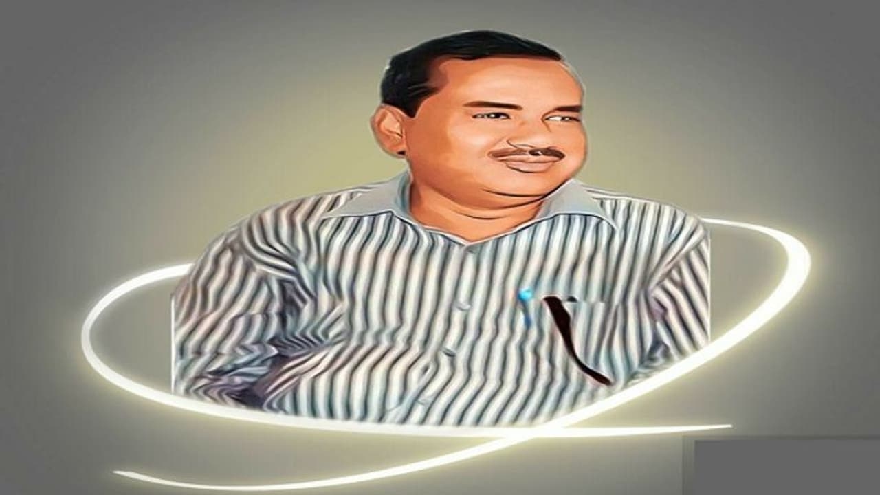 కోట్ల వెంకటేశ్వర రెడ్డి తెలుగు కవిత: కన్నీటి మడుగు కోట్ల వెంకటేశ్వర రెడ్డి తెలుగు కవిత: కన్నీటి మడుగు