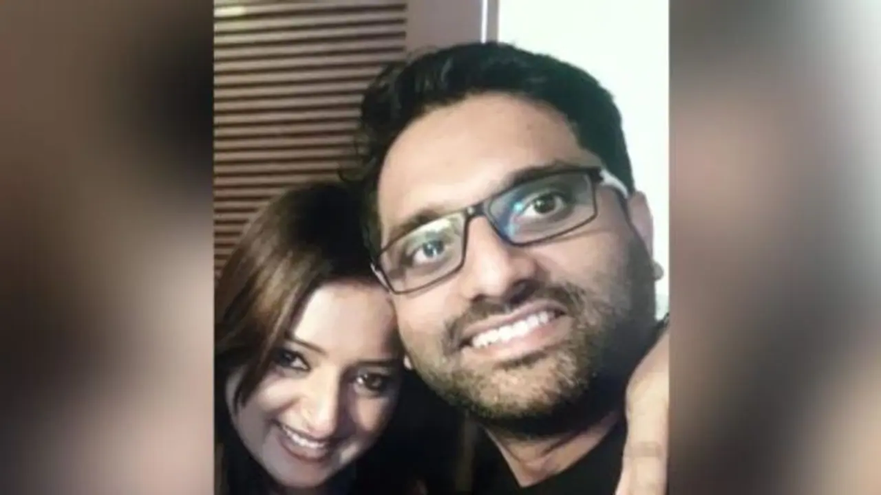 Kerala gold smuggling case: NIA custody of Swapna Suresh and Sandeep Nair extended Kerala gold smuggling case: NIA custody of Swapna Suresh and Sandeep Nair extended