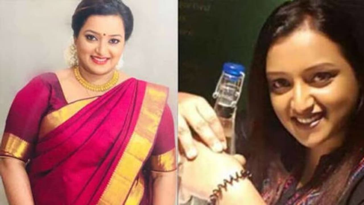 కేరళ గోల్డ్ స్కాంతో తెలంగాణకు లింకులు.. డబ్బులు హైదరాబాద్ నుంచే..? కేరళ గోల్డ్ స్కాంతో తెలంగాణకు లింకులు.. డబ్బులు హైదరాబాద్ నుంచే..?