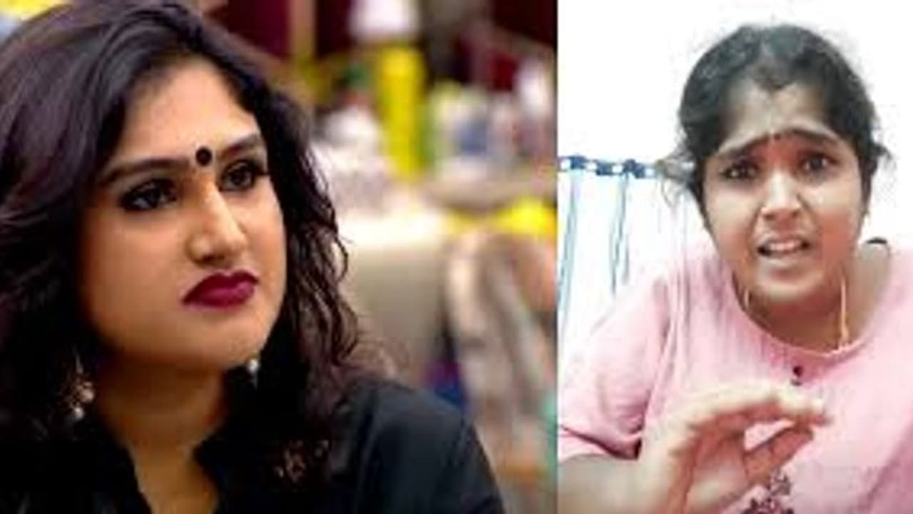 சூடு பிடிக்கும் விசாரணை..! வனிதா சூர்யா தேவி காவல் நிலையத்தில் ஆஜர்! சூடு பிடிக்கும் விசாரணை..! வனிதா சூர்யா தேவி காவல் நிலையத்தில் ஆஜர்!