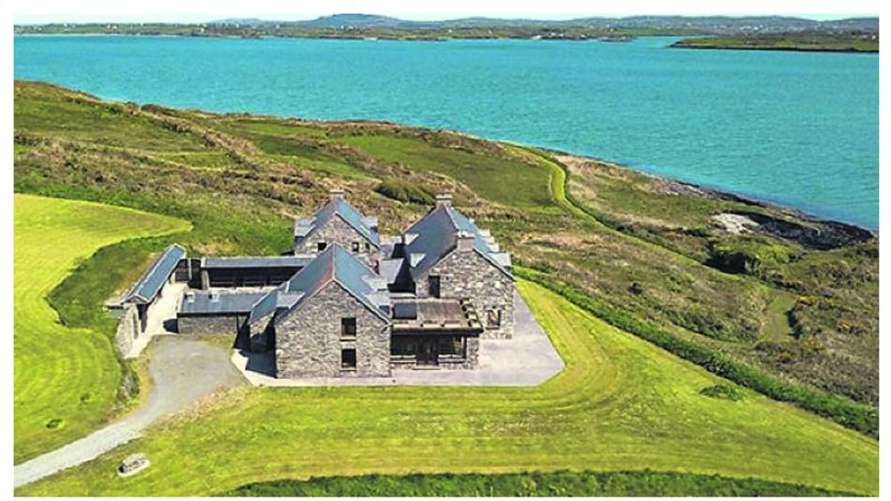 মহামারীতে গৃহবন্দি মন আর টিকছে না, স্বচক্ষে না দেখেই ৪৭ কোটি টাকায় হোয়াটসঅ্যাপে বিক্রি হল দ্বীপ মহামারীতে গৃহবন্দি মন আর টিকছে না, স্বচক্ষে না দেখেই ৪৭ কোটি টাকায় হোয়াটসঅ্যাপে বিক্রি হল দ্বীপ