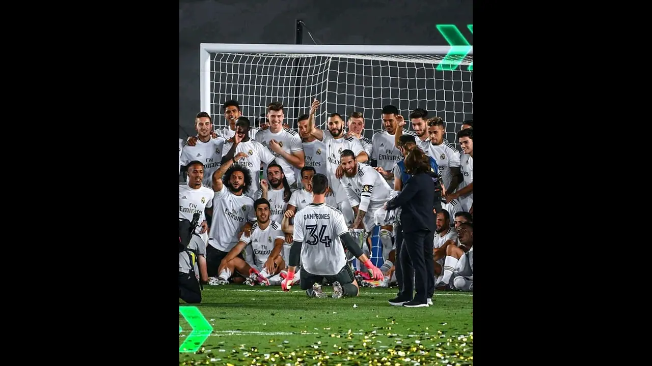 এক ম্যাচ বাকি থাকতেই খেতাব জয় রিয়ালের, ওসাসুনার কাছে লজ্জার হার বার্সার এক ম্যাচ বাকি থাকতেই খেতাব জয় রিয়ালের, ওসাসুনার কাছে লজ্জার হার বার্সার