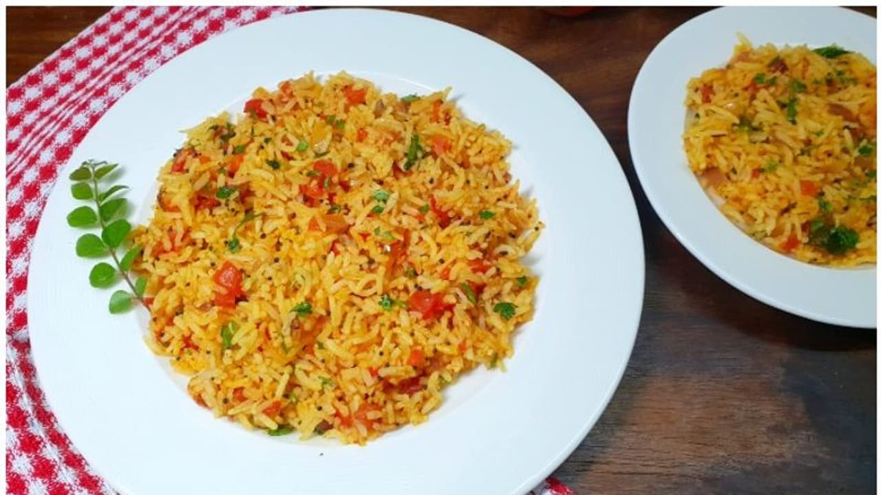 തക്കാളി ചോറ് കഴിക്കാൻ തോന്നുന്നുണ്ടോ; ഉണ്ടാക്കി നോക്കിയാലോ... തക്കാളി ചോറ് കഴിക്കാൻ തോന്നുന്നുണ്ടോ; ഉണ്ടാക്കി നോക്കിയാലോ...