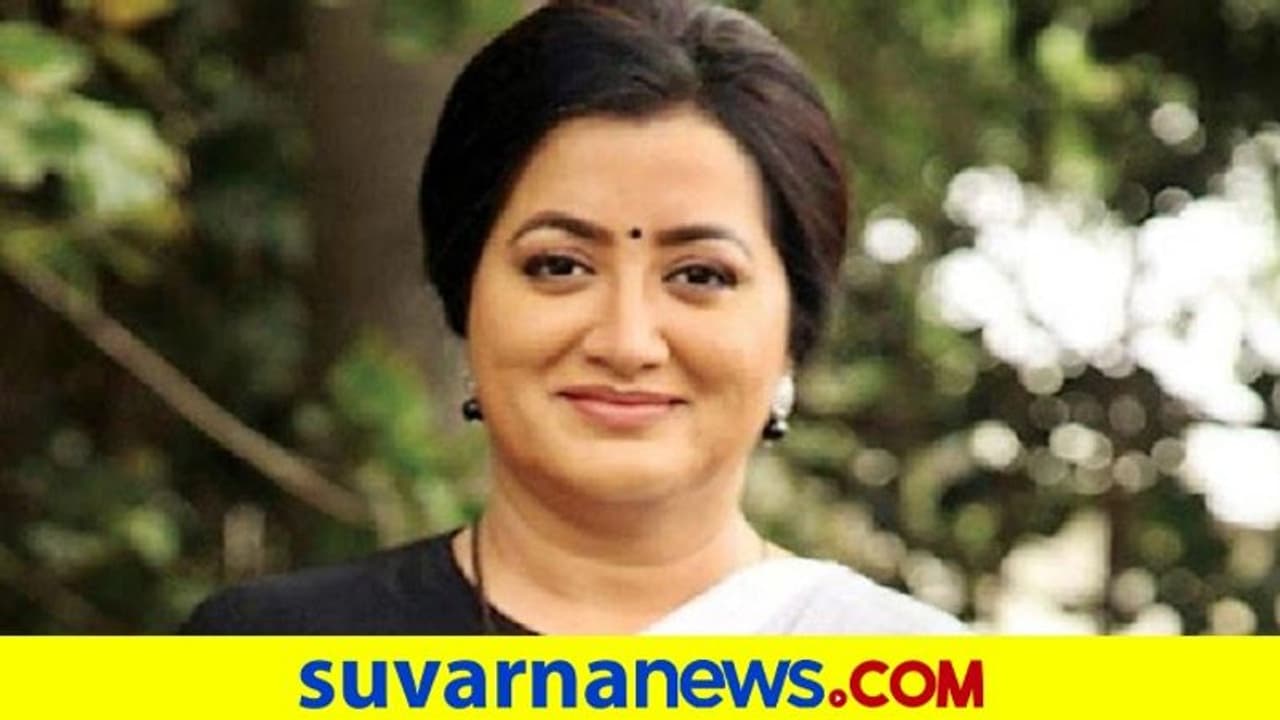 Commission: ಕೇಂದ್ರದ ಹಣಕ್ಕೂ ಶಾಸಕ ಕಮಿಷನ್ ದಂಧೆ: ಸಂಸದೆ ಸುಮಲತಾ Commission: ಕೇಂದ್ರದ ಹಣಕ್ಕೂ ಶಾಸಕ ಕಮಿಷನ್ ದಂಧೆ: ಸಂಸದೆ ಸುಮಲತಾ