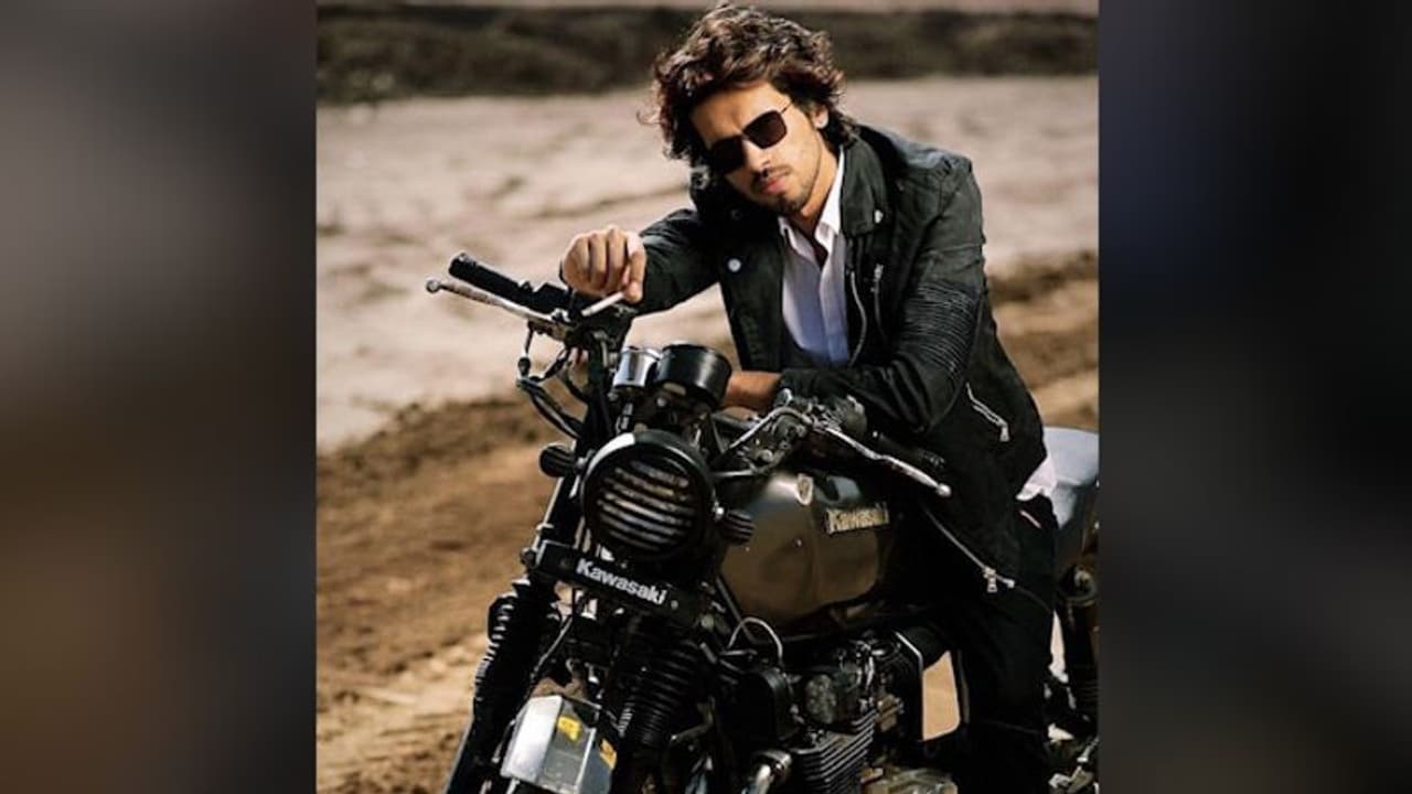 Umair Awan to soon release his new song tracks amid the coronavirus pandemic Umair Awan to soon release his new song tracks amid the coronavirus pandemic