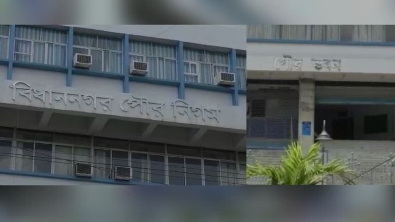 বিধান নগরে বাড়ছে করোনা আক্রান্তের সংখ্যা, কী বললেন মেয়র কৃষ্ণা চক্রবর্তী বিধান নগরে বাড়ছে করোনা আক্রান্তের সংখ্যা, কী বললেন মেয়র কৃষ্ণা চক্রবর্তী