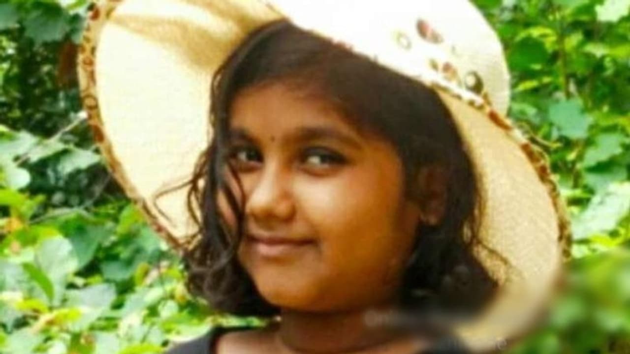 കൂരാച്ചുണ്ടില് തടിപ്പാലം ഒടിഞ്ഞുവീണ് അഞ്ചാം ക്ലാസ് വിദ്യാര്ഥിനി മരിച്ചു കൂരാച്ചുണ്ടില് തടിപ്പാലം ഒടിഞ്ഞുവീണ് അഞ്ചാം ക്ലാസ് വിദ്യാര്ഥിനി മരിച്ചു