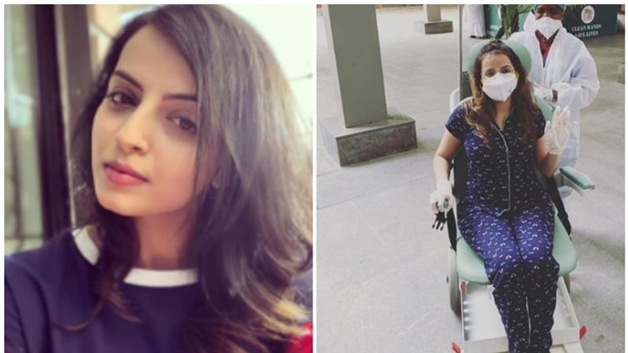 എല്ലാവര്ക്കും നന്ദി, കൊവിഡ് ഭേദമായി ആശുപത്രി വിട്ട് നടി ഷ്രീനു പരീഖ് എല്ലാവര്ക്കും നന്ദി, കൊവിഡ് ഭേദമായി ആശുപത്രി വിട്ട് നടി ഷ്രീനു പരീഖ്