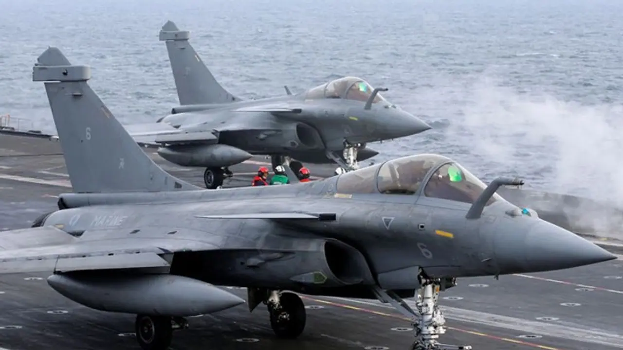 அதி நவீன ரபேல் போர் விமானம் இந்தியா வருகை.! வரவேற்புக்கு தயாரான அம்பாலா மக்கள்.!! அதி நவீன ரபேல் போர் விமானம் இந்தியா வருகை.! வரவேற்புக்கு தயாரான அம்பாலா மக்கள்.!!