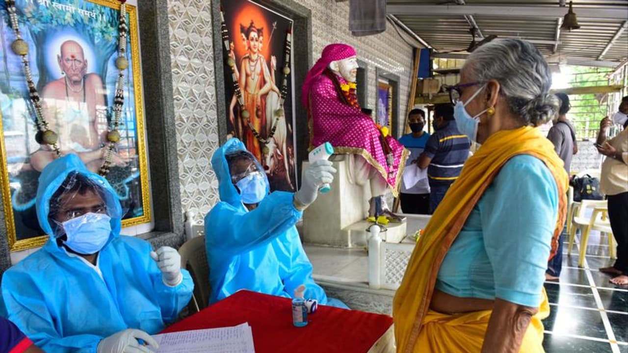 Coronavirus: Uttar Pradesh registers record single day spike with over 2,000 new COVID 19 cases Coronavirus: Uttar Pradesh registers record single day spike with over 2,000 new COVID 19 cases