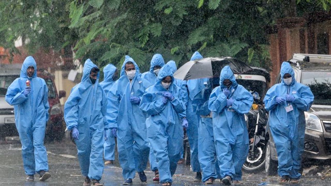 देश में 11 लाख के पार हुए कोरोना के मामले, इन राज्यों ने तोड़ा संक्रमण का रिकॉर्ड
