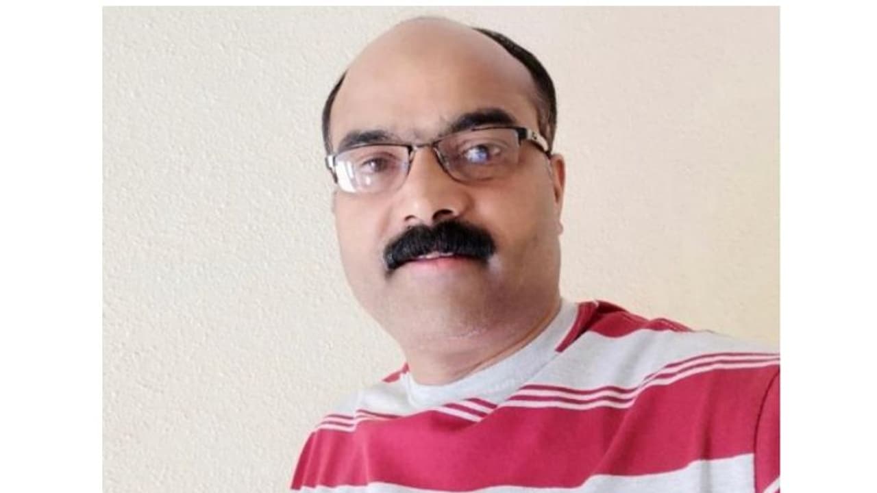 കൊവിഡ് ബാധിച്ച് മലയാളി സാമൂഹിക പ്രവർത്തകൻ സൗദി അറേബ്യയില് മരിച്ചു കൊവിഡ് ബാധിച്ച് മലയാളി സാമൂഹിക പ്രവർത്തകൻ സൗദി അറേബ്യയില് മരിച്ചു