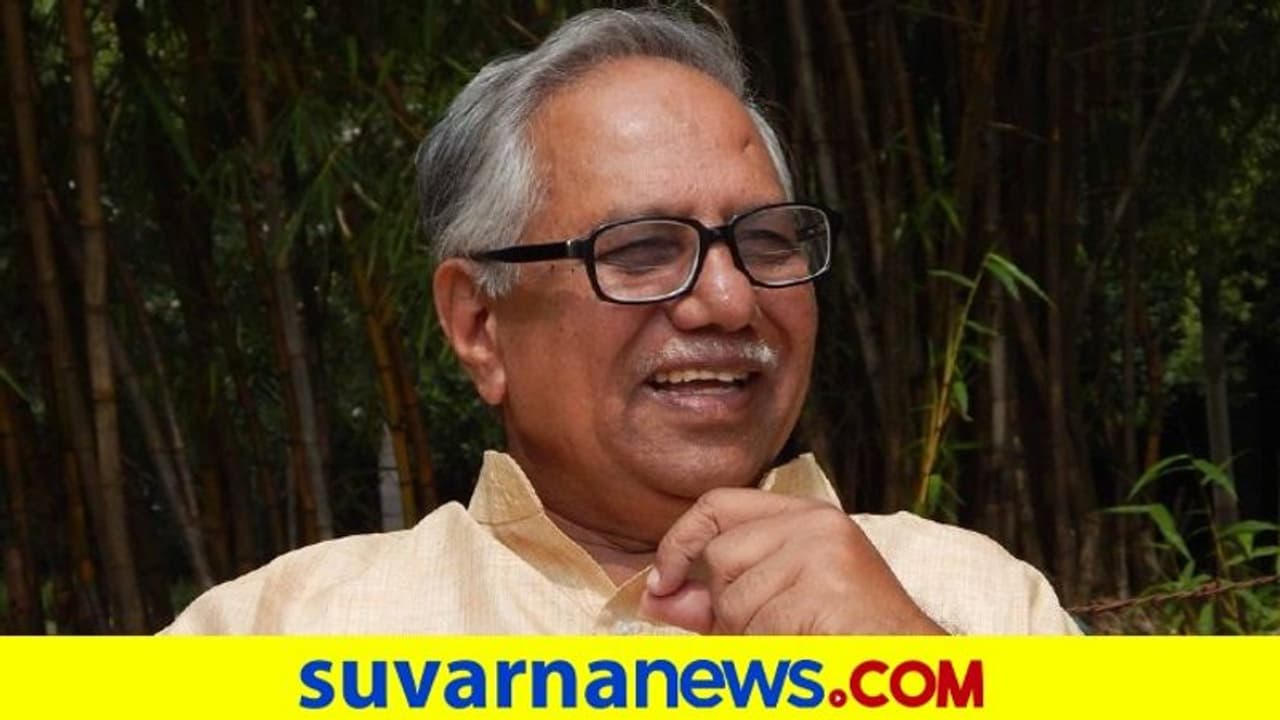 ನಿರ್ದೇಶಕರಾದ್ರು ದೊಡ್ಡರಂಗೇಗೌಡ್ರು; ಮೊಬೈಲ್ ಮಕ್ಕಳ ಕತೆಯ ಸಿನಿಮಾ 'ಹಾರುವ ಹಂಸಗಳು'! ನಿರ್ದೇಶಕರಾದ್ರು ದೊಡ್ಡರಂಗೇಗೌಡ್ರು; ಮೊಬೈಲ್ ಮಕ್ಕಳ ಕತೆಯ ಸಿನಿಮಾ 'ಹಾರುವ ಹಂಸಗಳು'!