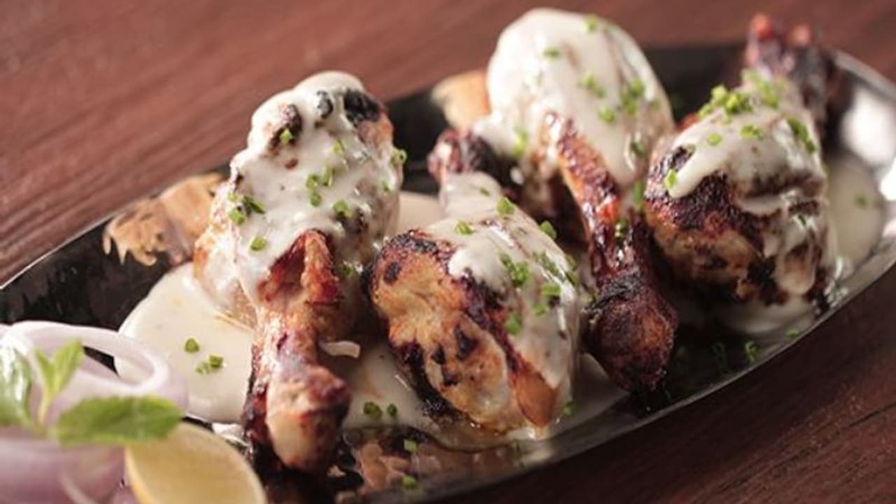 একেবারে অন্য স্বাদের মশলাদার সোসি চিকেন টেংরি, রইল সহজ রেসিপি একেবারে অন্য স্বাদের মশলাদার সোসি চিকেন টেংরি, রইল সহজ রেসিপি