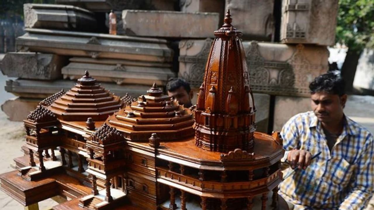 रामजन्मभूमि से जुड़ी किस याचिका पर भड़का सुप्रीम कोर्ट, कहा, ऐसी तुच्छ याचिका लगाना बंद करना चाहिए रामजन्मभूमि से जुड़ी किस याचिका पर भड़का सुप्रीम कोर्ट, कहा, ऐसी तुच्छ याचिका लगाना बंद करना चाहिए