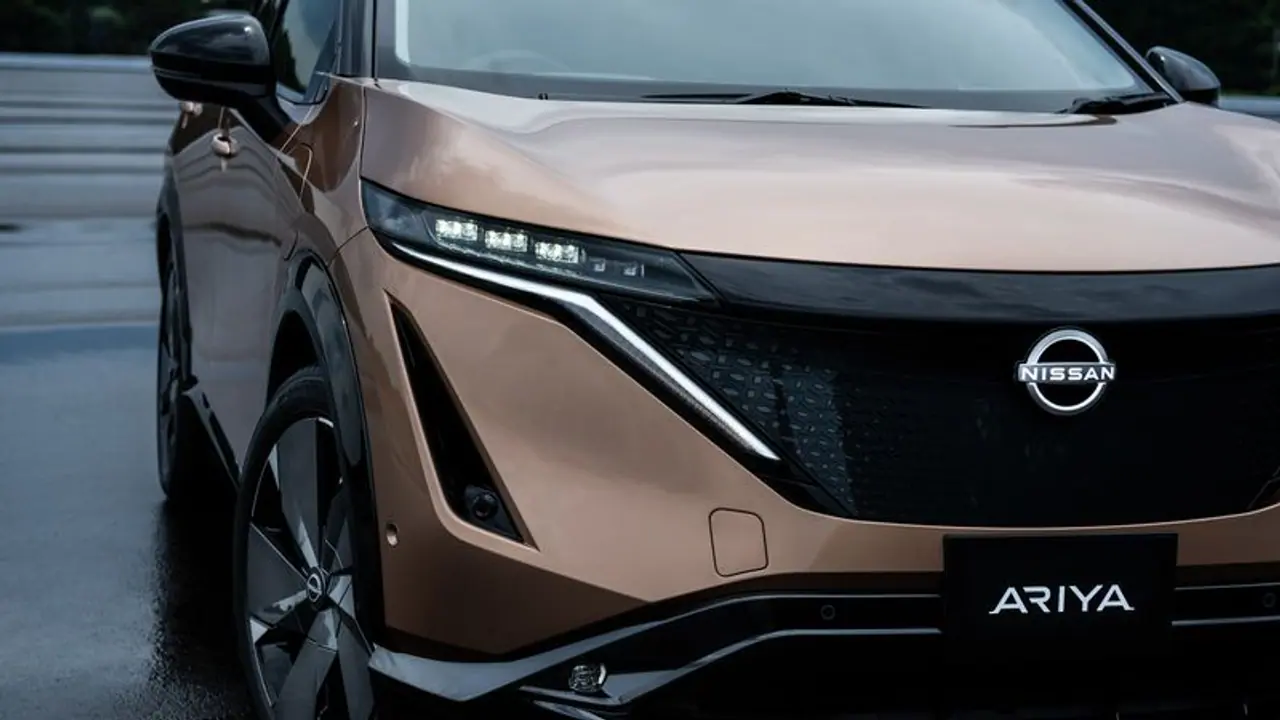 നിസാന്‍റെ ഇലക്ട്രിക് ക്രോസ്ഓവര്‍ അരിയ എത്തി