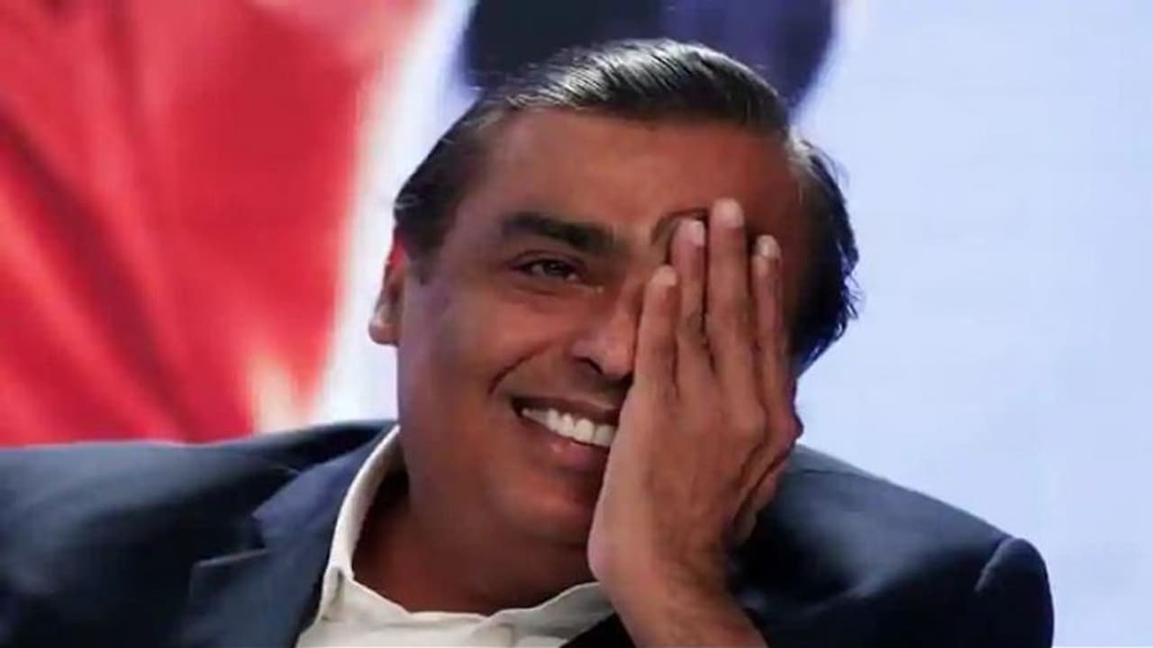 മുകേഷ് അംബാനിയുടെ റിലയൻസ് ഇൻഡസ്ട്രീസിൽ നിക്ഷേപിക്കാൻ ആമസോണും മുകേഷ് അംബാനിയുടെ റിലയൻസ് ഇൻഡസ്ട്രീസിൽ നിക്ഷേപിക്കാൻ ആമസോണും