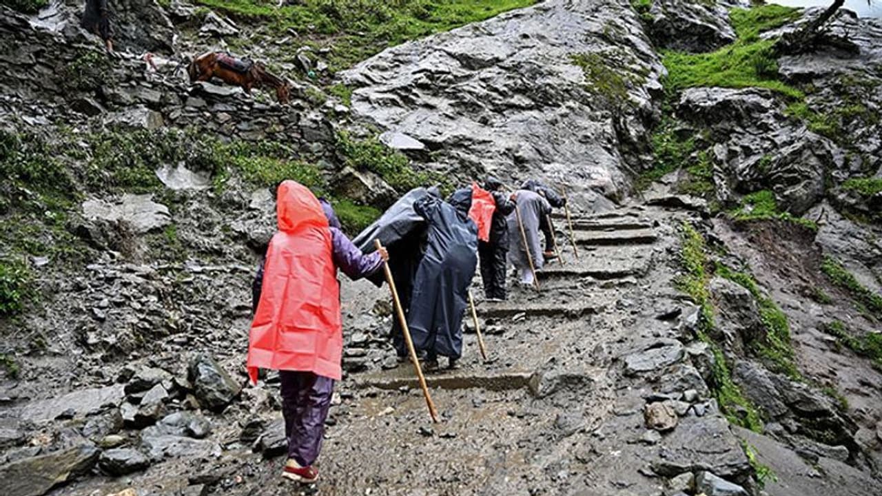 Amarnath Yatra 2022: Registration begins from Monday; how to register, check details