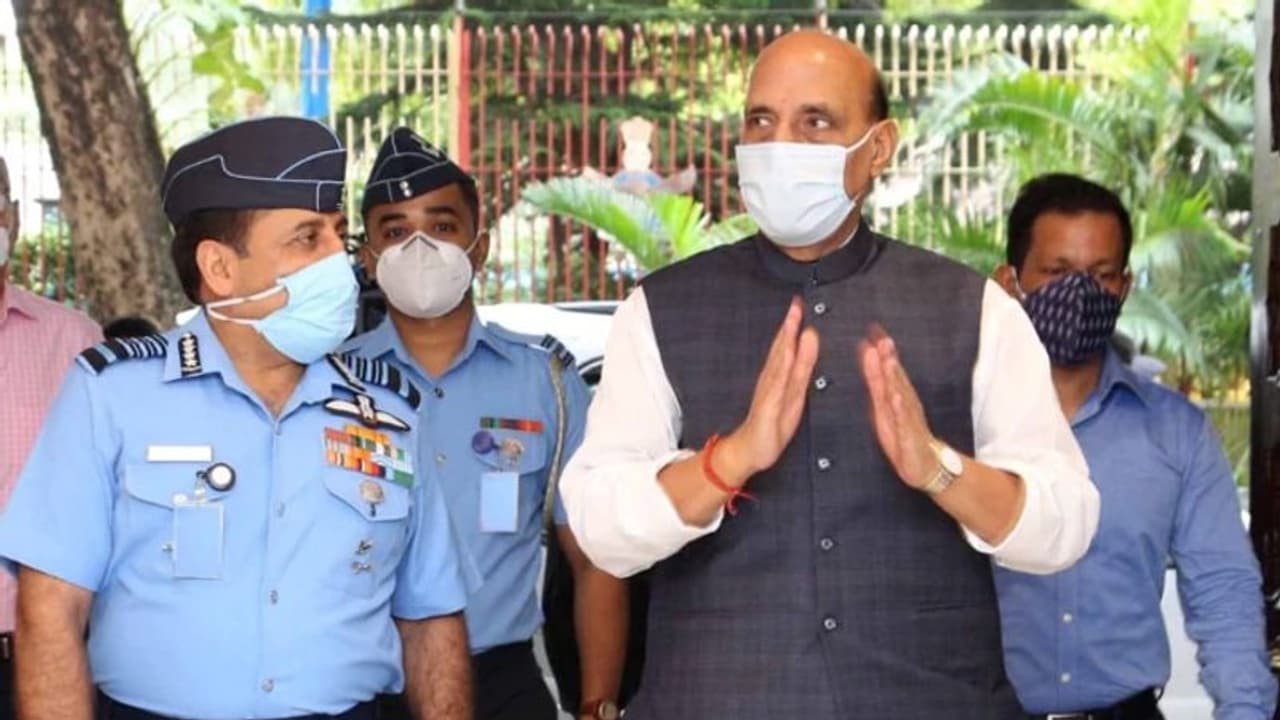 இந்திய விமானப்படை எப்போதும் தயாராக உள்ளது..!! நெஞ்சை நிமிர்த்தும் ராஜ்நாத் சிங்..!!