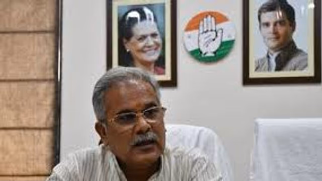 சத்தீஸ்கர் முதல்வர் வீட்டு முன்பு தீக்குளித்த இளைஞர் மரணம்.! மனநிலை சரியில்லாதவர் என சித்தரிப்பு.!