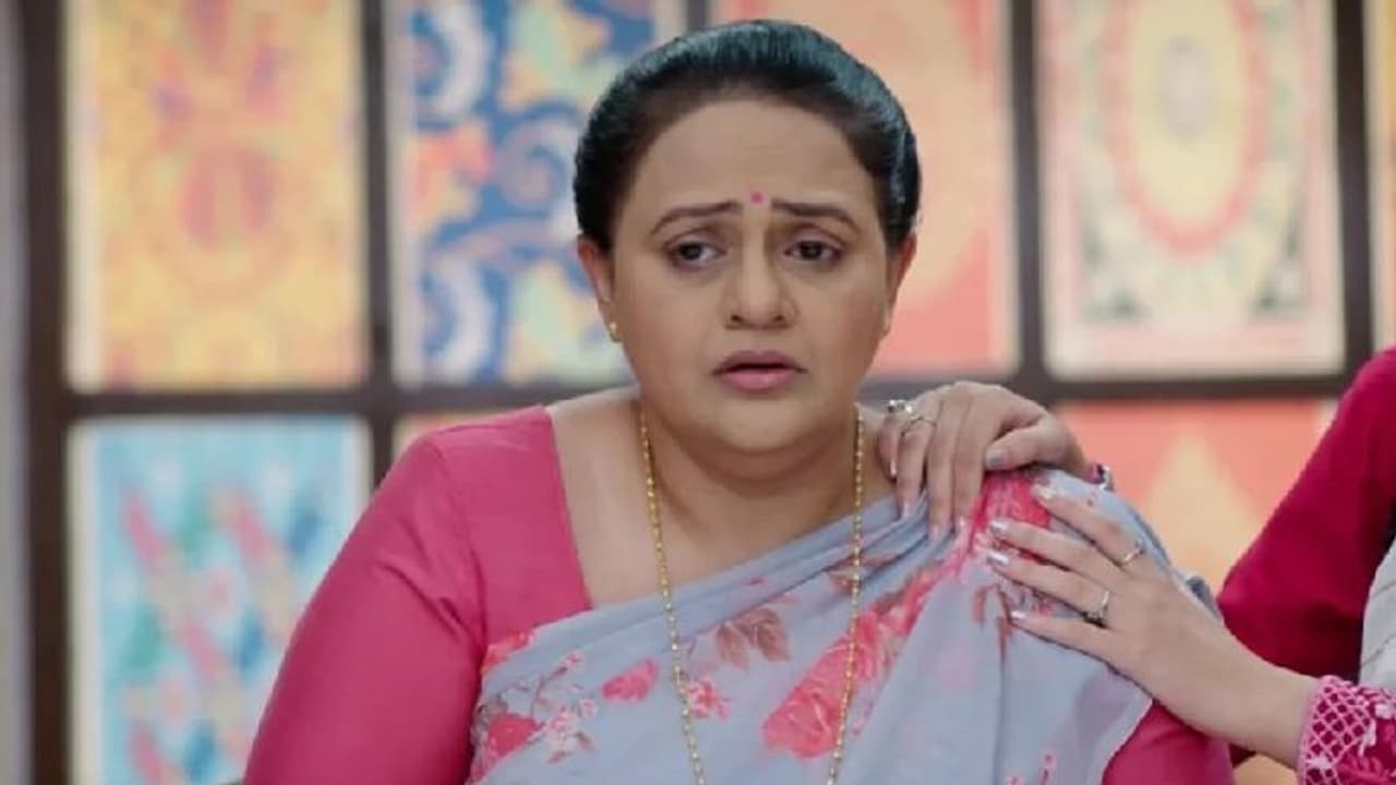 కరోనా కష్టాలు: రాఖీలు అమ్ముకుంటున్న సీరియల్ నటి కరోనా కష్టాలు: రాఖీలు అమ్ముకుంటున్న సీరియల్ నటి