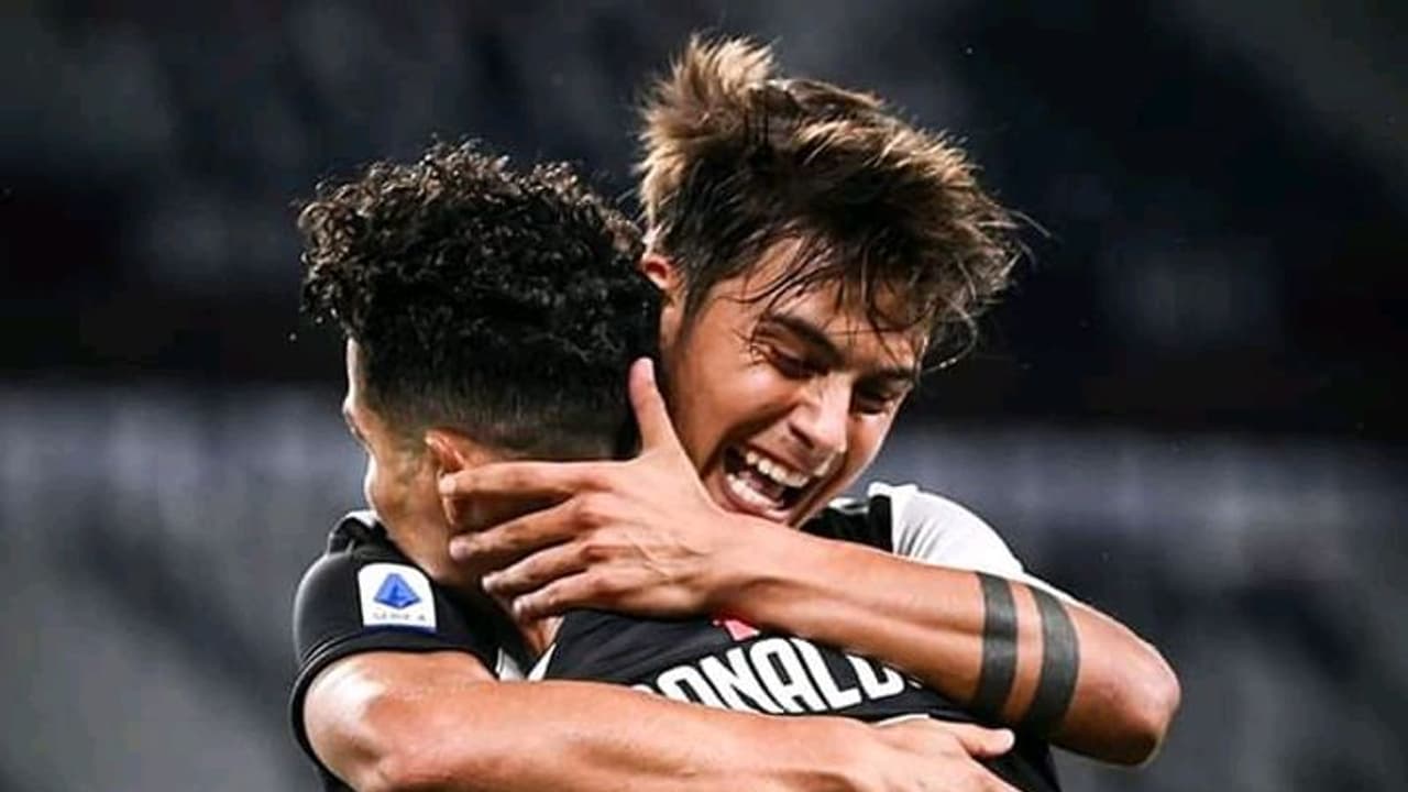 Machester United : ക്രിസ്റ്റിയാനോയ്ക്ക് പകരം ഡിബാല? അടിമുടി മാറാന് മാഞ്ചസ്റ്റര് യുനൈറ്റഡ് Machester United : ക്രിസ്റ്റിയാനോയ്ക്ക് പകരം ഡിബാല? അടിമുടി മാറാന് മാഞ്ചസ്റ്റര് യുനൈറ്റഡ്