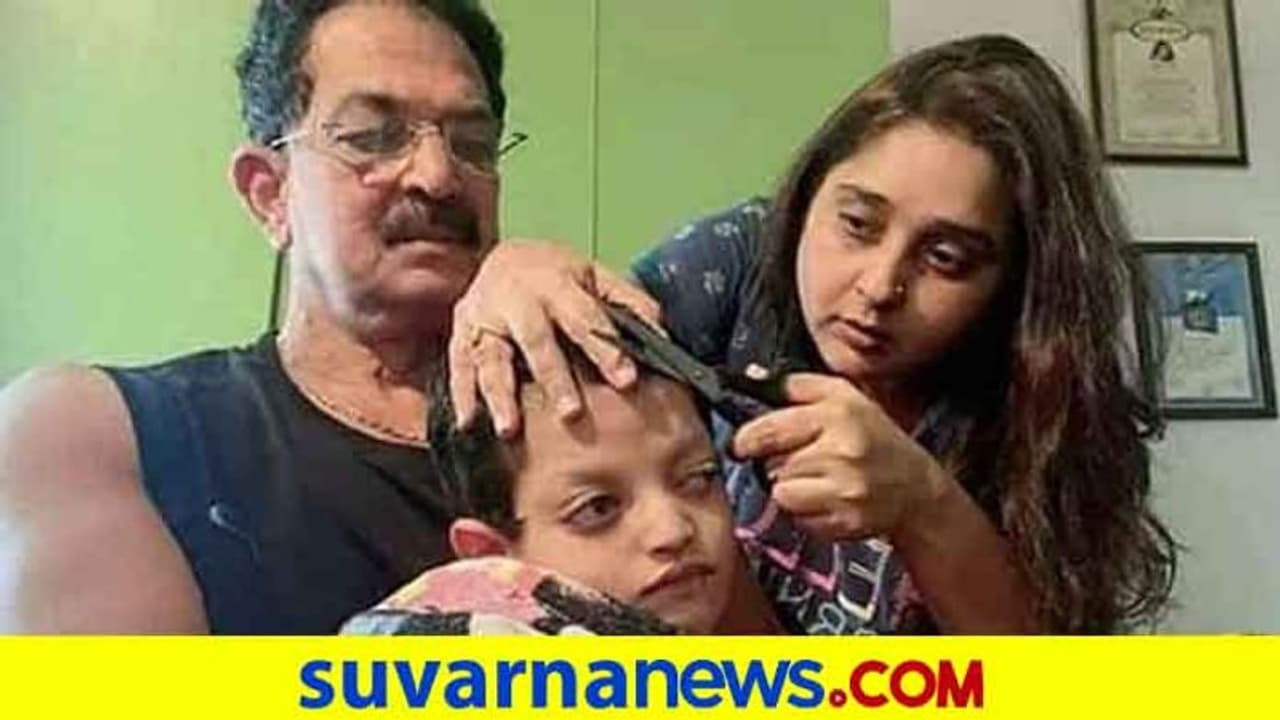 ಪುತ್ರನಿಗೆ ಮನೆಯಲ್ಲಿಯೇ ಹೇರ್ ಕಟ್ ಮಾಡಿದ ಮಾಳವಿಕಾ ಅವಿನಾಶ್! ಪುತ್ರನಿಗೆ ಮನೆಯಲ್ಲಿಯೇ ಹೇರ್ ಕಟ್ ಮಾಡಿದ ಮಾಳವಿಕಾ ಅವಿನಾಶ್!