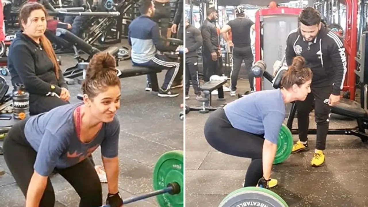 Meet model Tina Bhatia Jain, a well established Fitness Consultant, Zumba Trainer Meet model Tina Bhatia Jain, a well established Fitness Consultant, Zumba Trainer