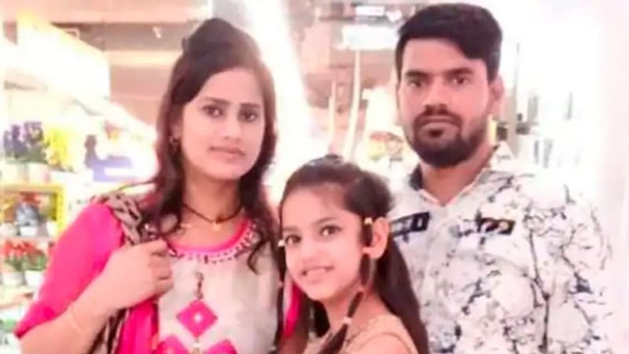 లవ్ జిహాద్:యూపి తల్లీకూతుళ్ల హత్య కేసులో నిందితుడి అరెస్టు లవ్ జిహాద్:యూపి తల్లీకూతుళ్ల హత్య కేసులో నిందితుడి అరెస్టు