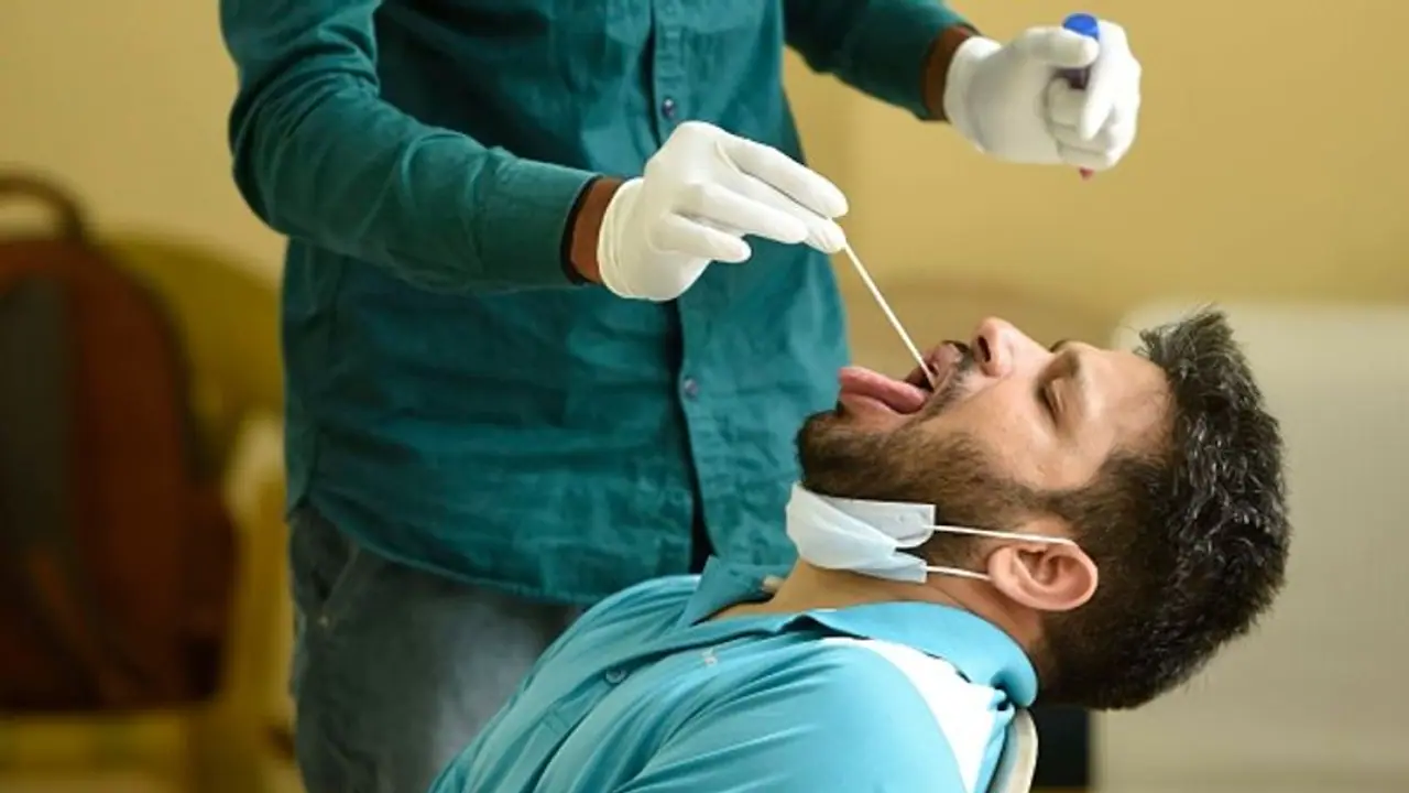 সর্বোচ্চ রেকর্ড ব্রেক, রাজ্য়ে একদিনে করোনা আক্রান্ত প্রায় ২৫০০ সর্বোচ্চ রেকর্ড ব্রেক, রাজ্য়ে একদিনে করোনা আক্রান্ত প্রায় ২৫০০