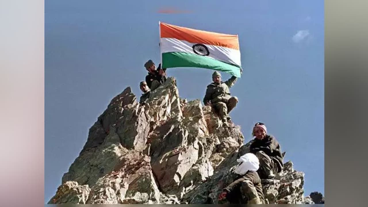 Kargil Vijay Diwas: BJP reminds Congress how it did not celebrate war victory till 2009