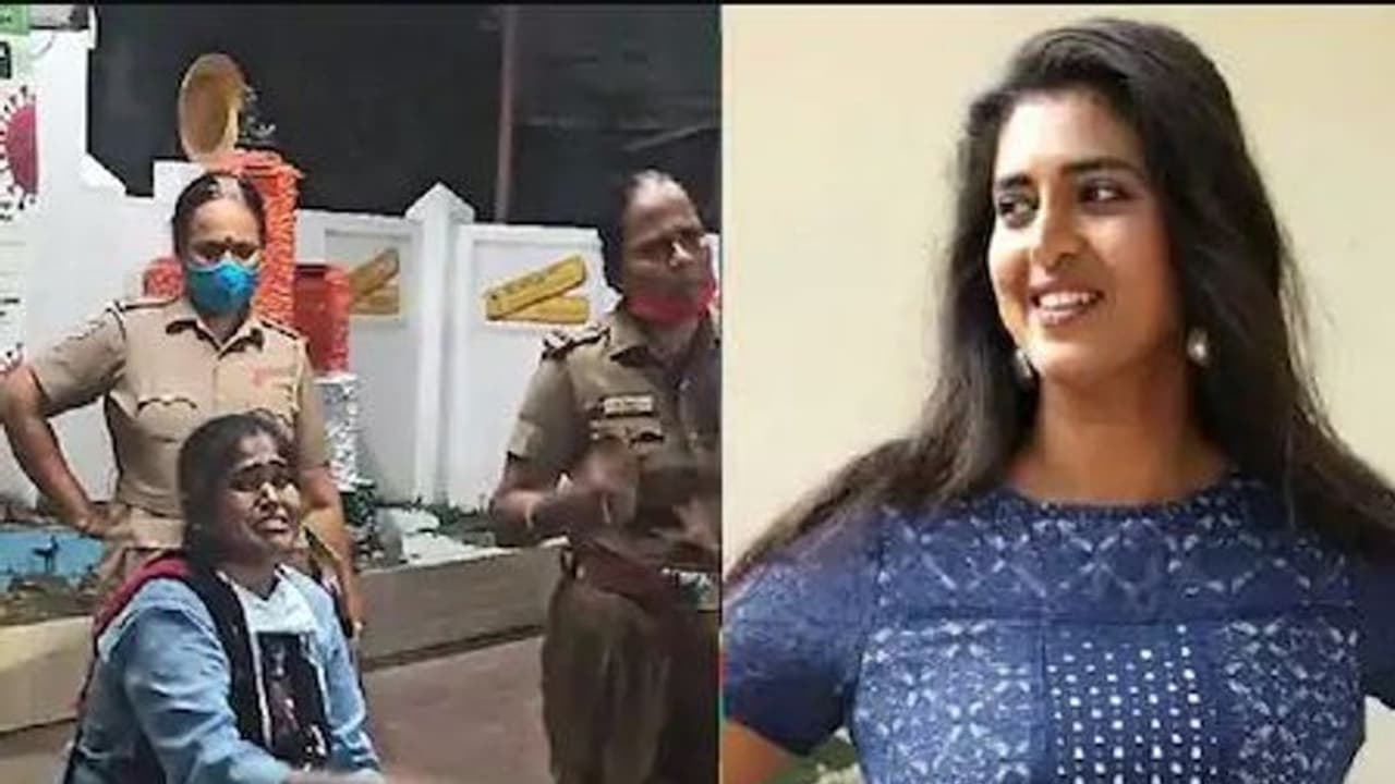 வனிதாவுக்கு கொலை மிரட்டல்... நள்ளிரவில் கைதான சூர்யா தேவி ஜாமினில் விடுவிப்பு...! வனிதாவுக்கு கொலை மிரட்டல்... நள்ளிரவில் கைதான சூர்யா தேவி ஜாமினில் விடுவிப்பு...!