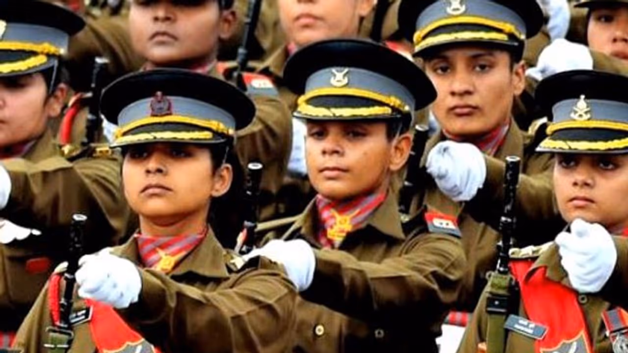 Supreme Court rejects Centre's plea to defer first NDA exam for women