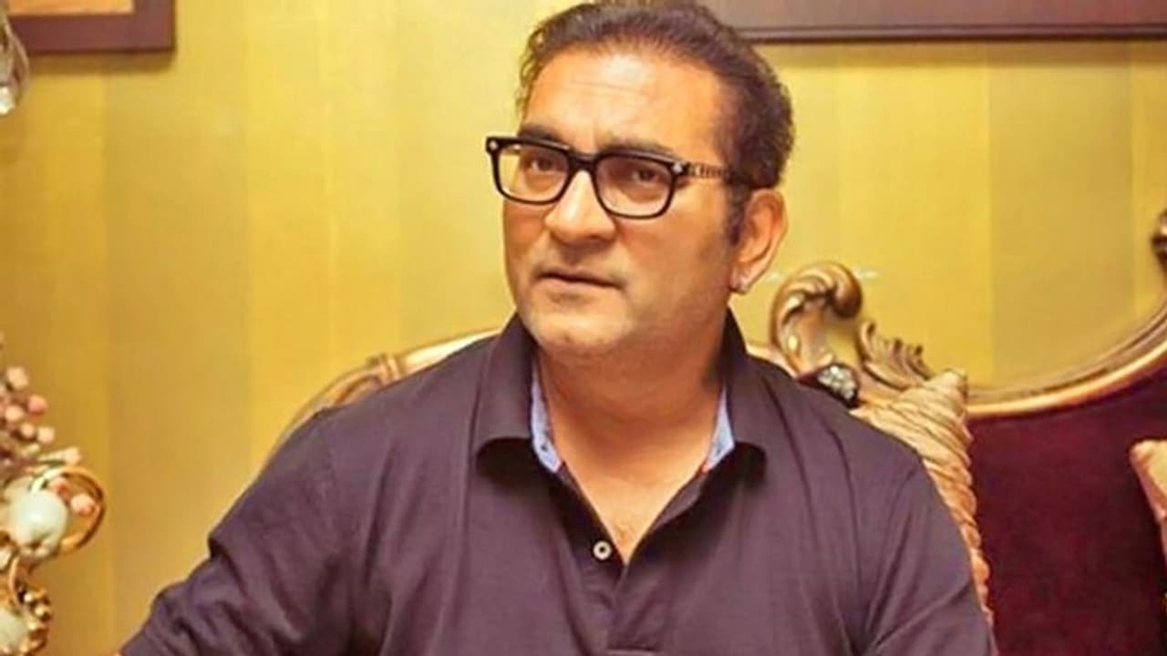 অভিজিতের ছেলের দেহে করোনা, কী মিলল গায়কের রিপোর্টে