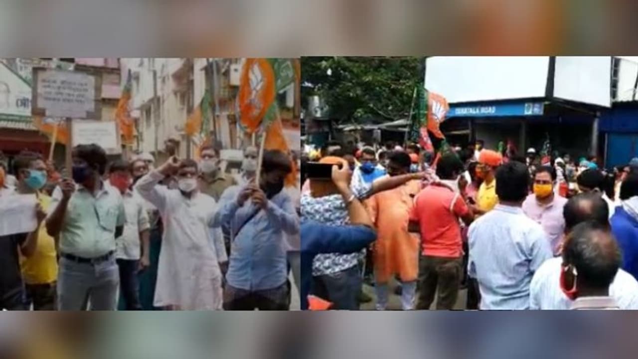 বিদ্যুতের বিল মকুবের দাবিতে বিক্ষোভ কলকাতায়, গর্জে উঠল বিজেপির কর্মী সমর্থকরা বিদ্যুতের বিল মকুবের দাবিতে বিক্ষোভ কলকাতায়, গর্জে উঠল বিজেপির কর্মী সমর্থকরা