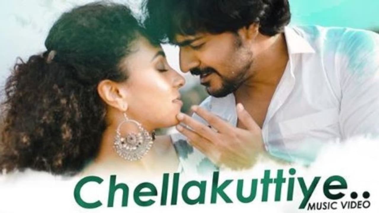 'അവസ്ഥ' പറഞ്ഞ് അടിപൊളി പ്രണയഗാനവുമായി പേളിയും ശ്രിനീഷും 'അവസ്ഥ' പറഞ്ഞ് അടിപൊളി പ്രണയഗാനവുമായി പേളിയും ശ്രിനീഷും