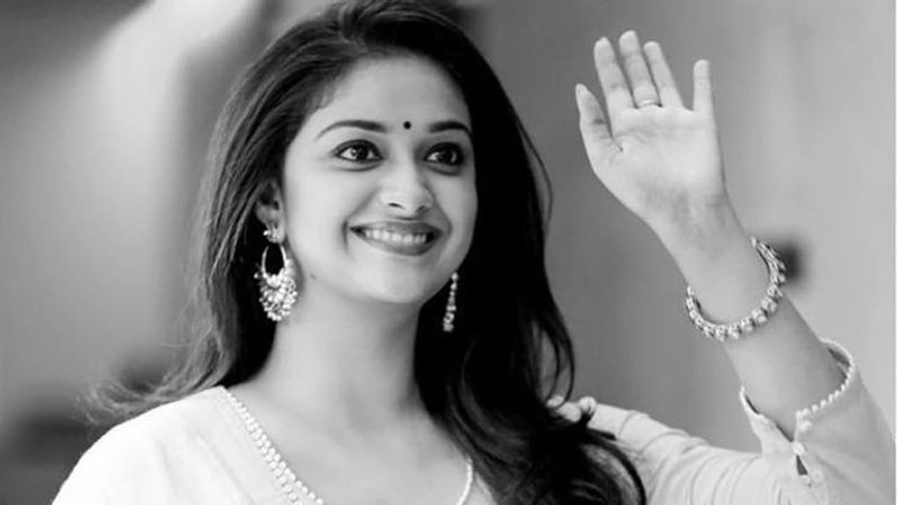 కీర్తి సురేష్ను క్రాక్ పిల్ల అన్న నిర్మాత.. ఎందుకంటే? కీర్తి సురేష్ను క్రాక్ పిల్ల అన్న నిర్మాత.. ఎందుకంటే?