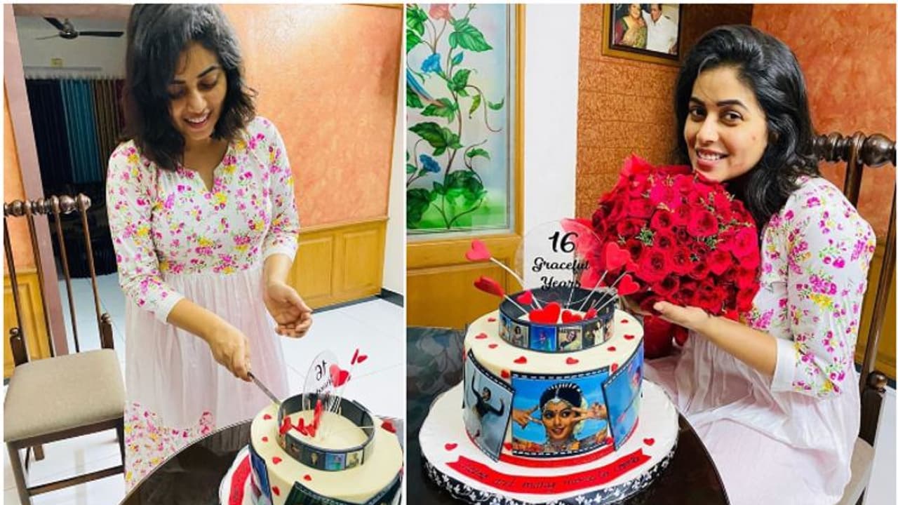 'നന്ദി, പതിനാറു വര്ഷങ്ങളിലെ പിന്തുണയ്ക്ക്'; ആഘോഷിച്ച് ഷംന കാസിം 'നന്ദി, പതിനാറു വര്ഷങ്ങളിലെ പിന്തുണയ്ക്ക്'; ആഘോഷിച്ച് ഷംന കാസിം