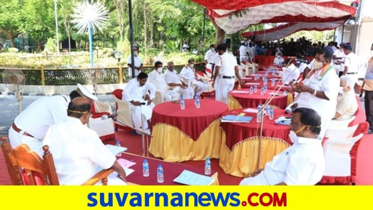 ಮರದ ಕೆಳಗೆ ಪುದುಚೇರಿ ವಿಧಾನಸಭೆ ಕಲಾಪ!