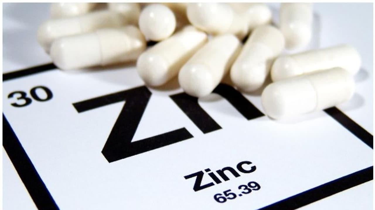 സിങ്കിന്റെ കുറവ് മൂലം ഉണ്ടാകാവുന്ന അഞ്ച് ആരോഗ്യപ്രശ്നങ്ങൾ സിങ്കിന്റെ കുറവ് മൂലം ഉണ്ടാകാവുന്ന അഞ്ച് ആരോഗ്യപ്രശ്നങ്ങൾ